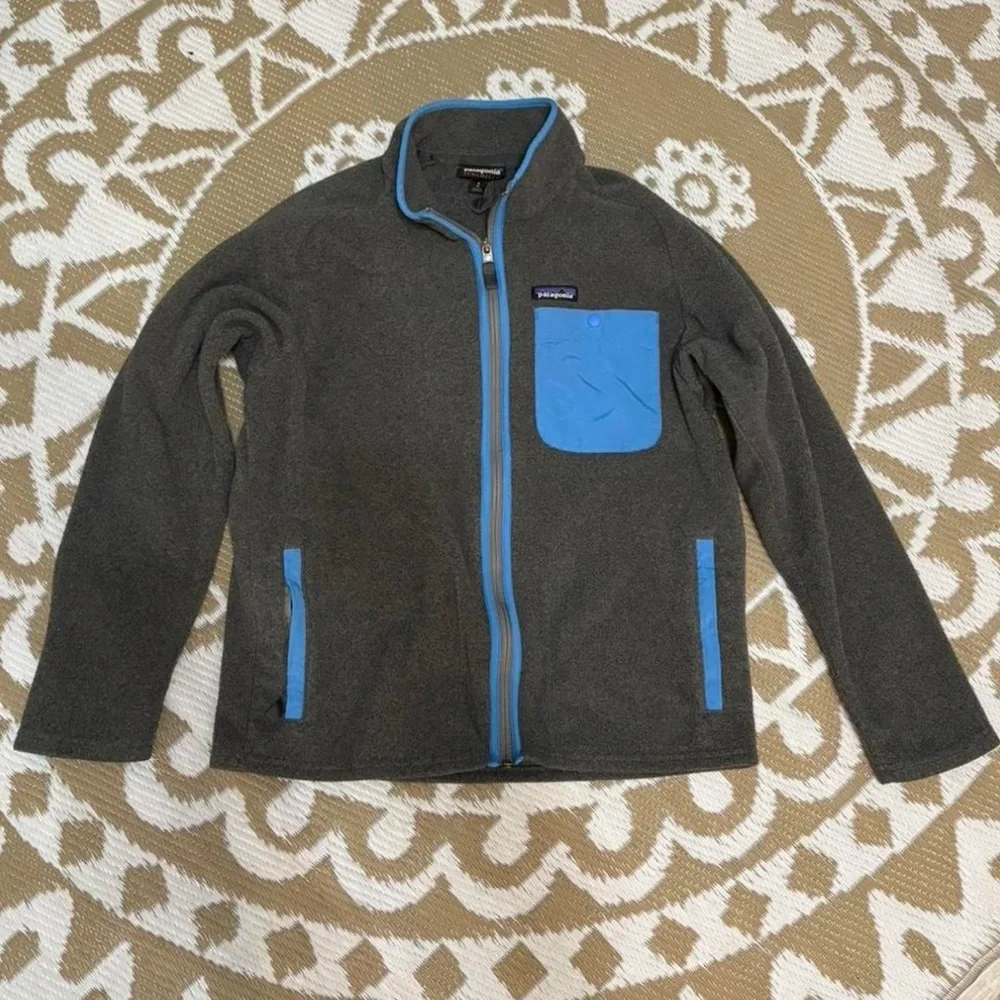 Patagonia Charcoal Jacket with Sky Blue Details - Picture 1 of 4